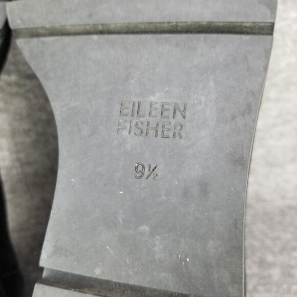 ✅Eileen Fisher Black Leather Chelsea Ankle Boot Womens 9.5 Pull On Wedge Booties - Picture 2 of 12